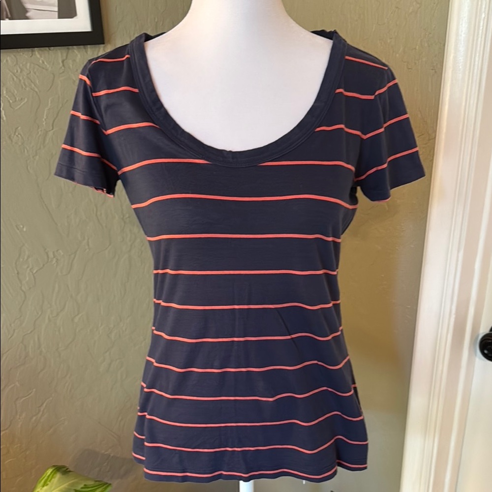 Banana Republic Navy and Coral Striped Short Sleeve Tee